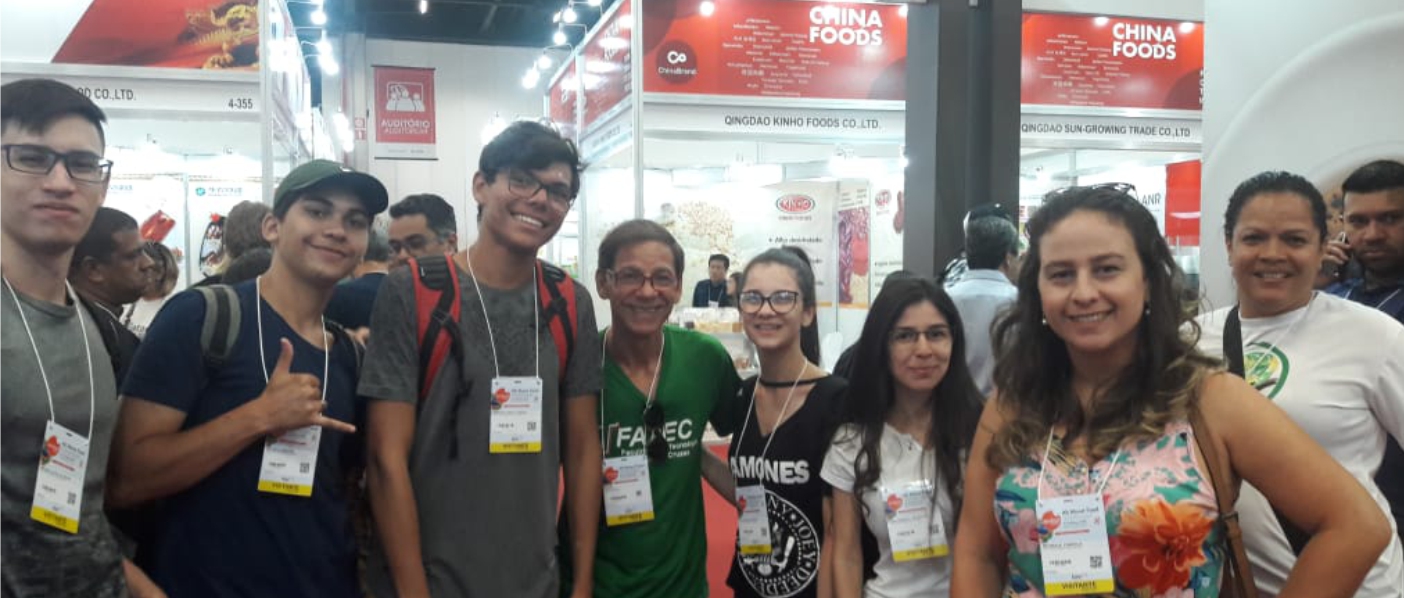 Alunos participando da ANUFOOD.